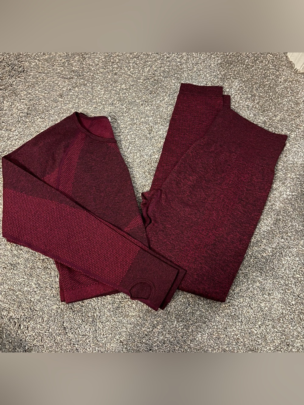Amazon Women's Seamless Crop Top and Legging Set in Wine Red - L